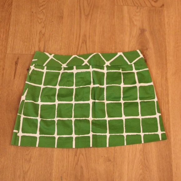 Green & White Trina Turk Mini Skirt Size 2 - Picture 6 of 8